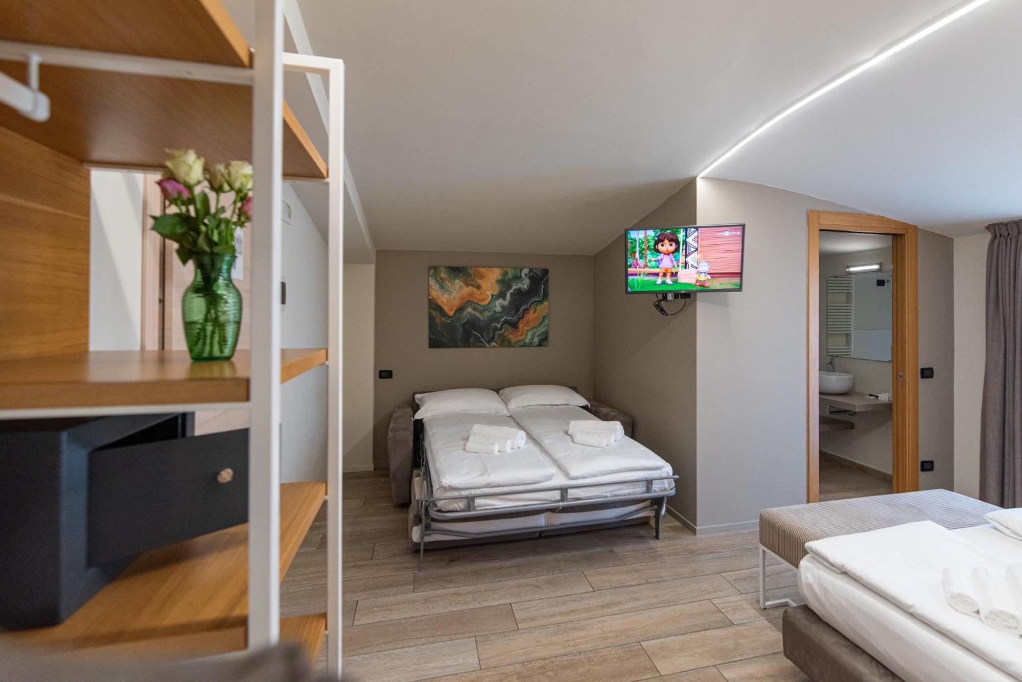 פסקיארה דל גארדה Ile Hotel מראה חיצוני תמונה